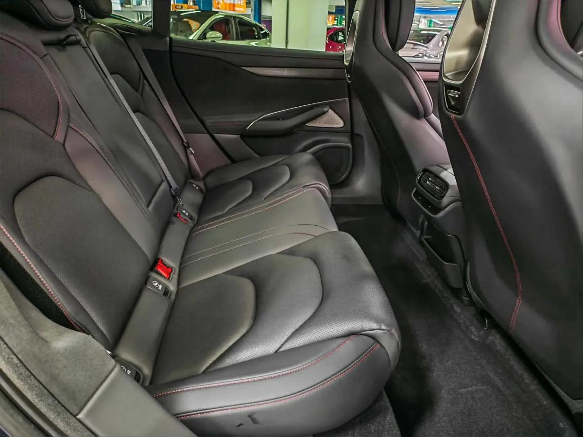 2024 Xiaomi SU7 BEV 94.3KWH image 13