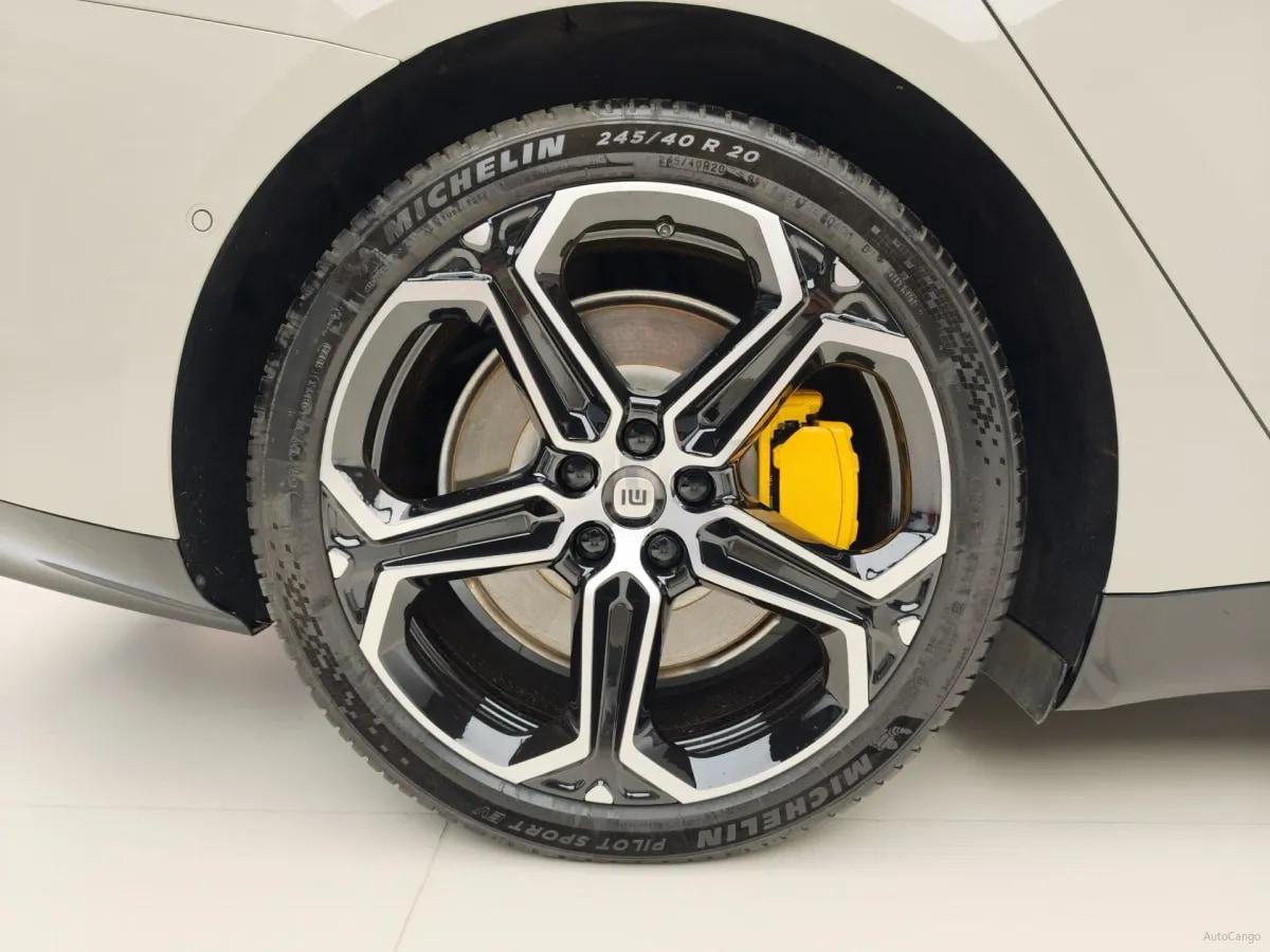 2024 Xiaomi SU7 BEV 94.3KWH image 13