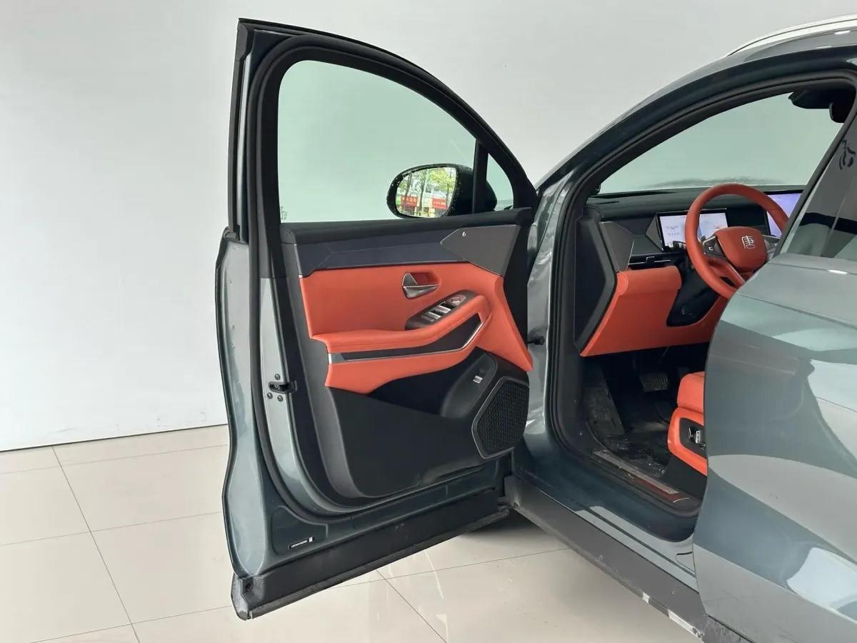 2025 BYD TangL 1.5T 156HP L4 E-CVT PHEV image 13