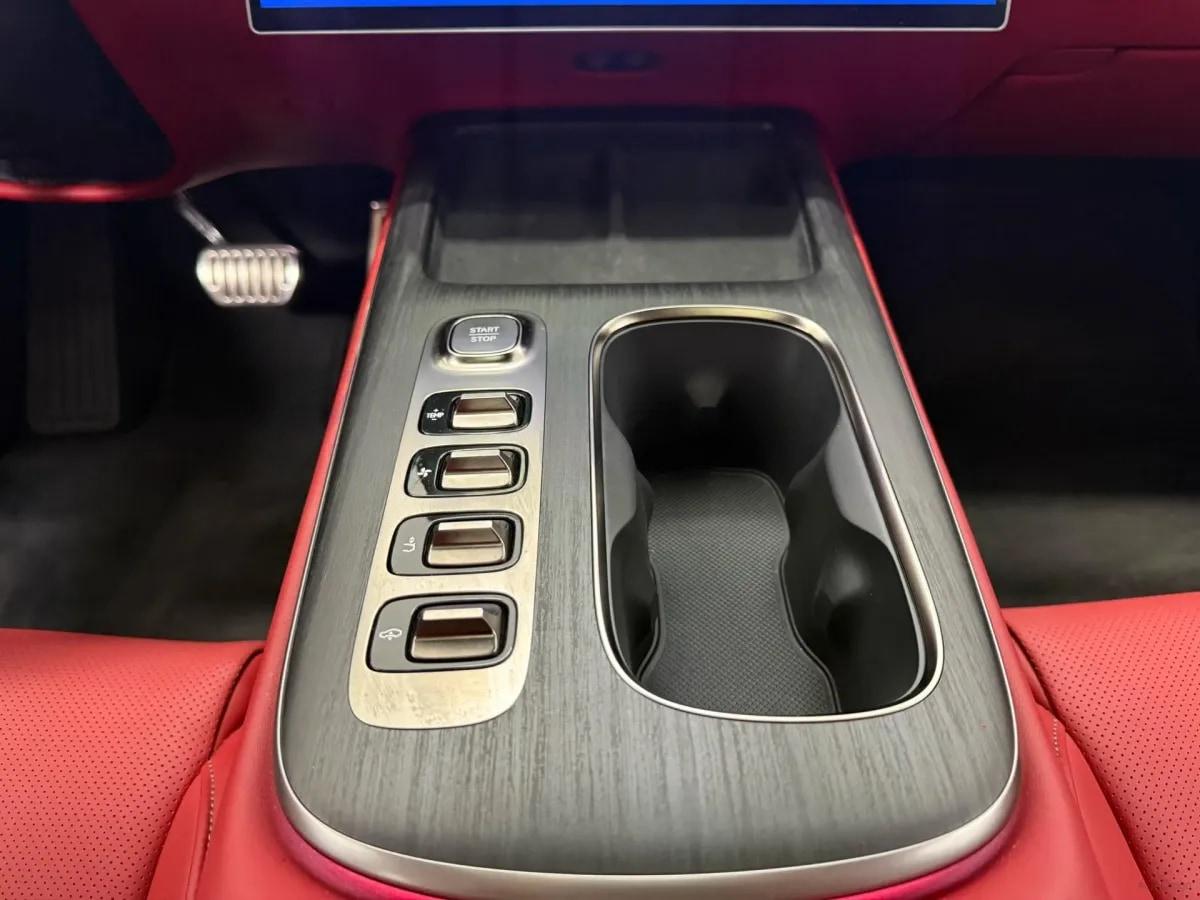 2024 Xiaomi SU7 BEV 101KWH image 13