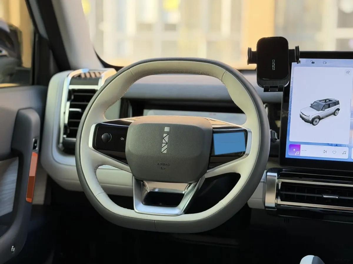 2024 iCAR iCAR 03 BEV 65.69KWH 472km image 13