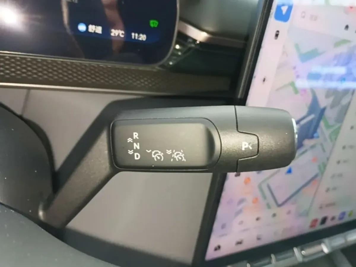 2025 Zeekr 7X BEV 75KWH image 13