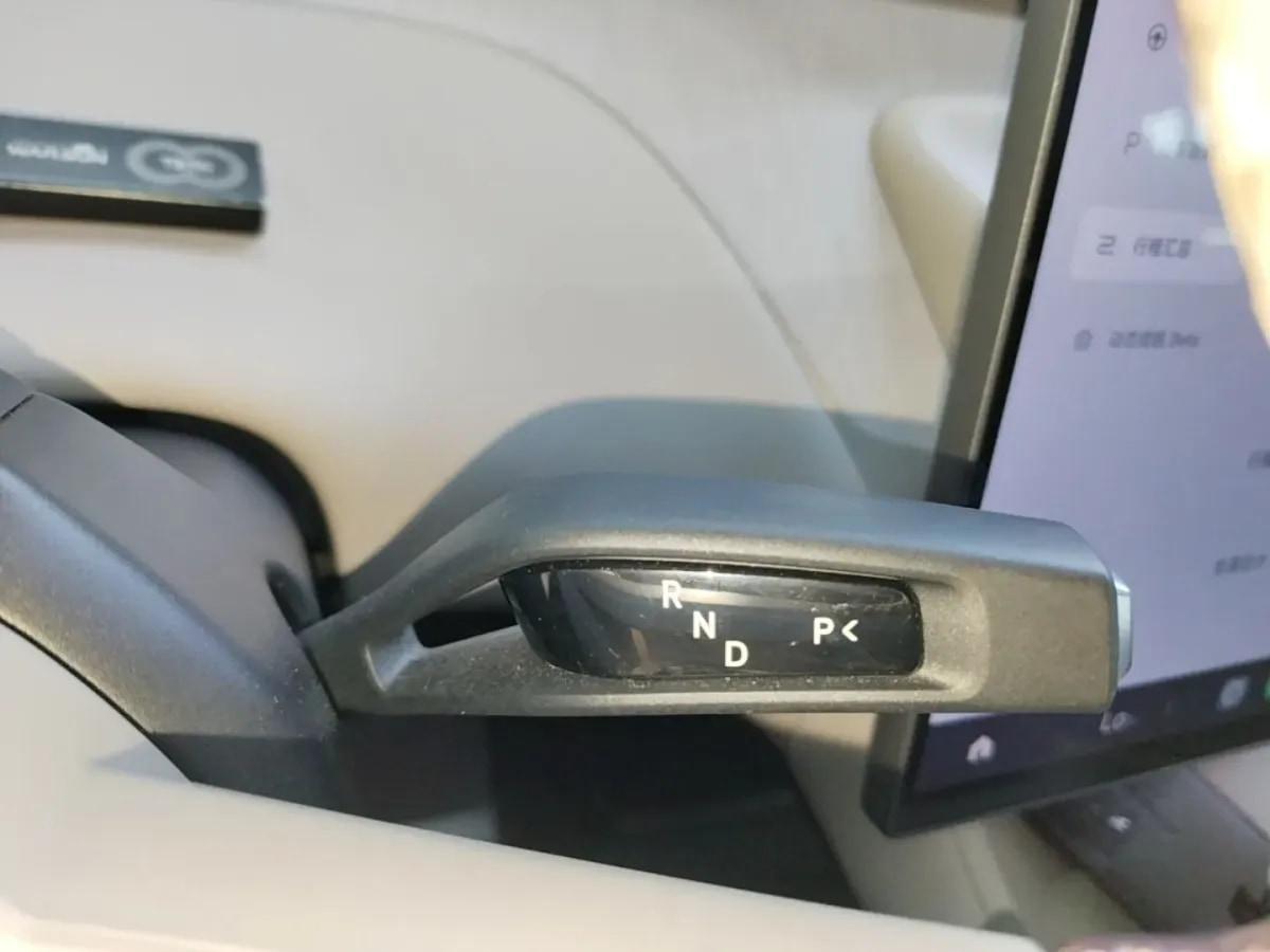 2025 Xiaomi YU7 BEV 96.3KWH 835km image 13