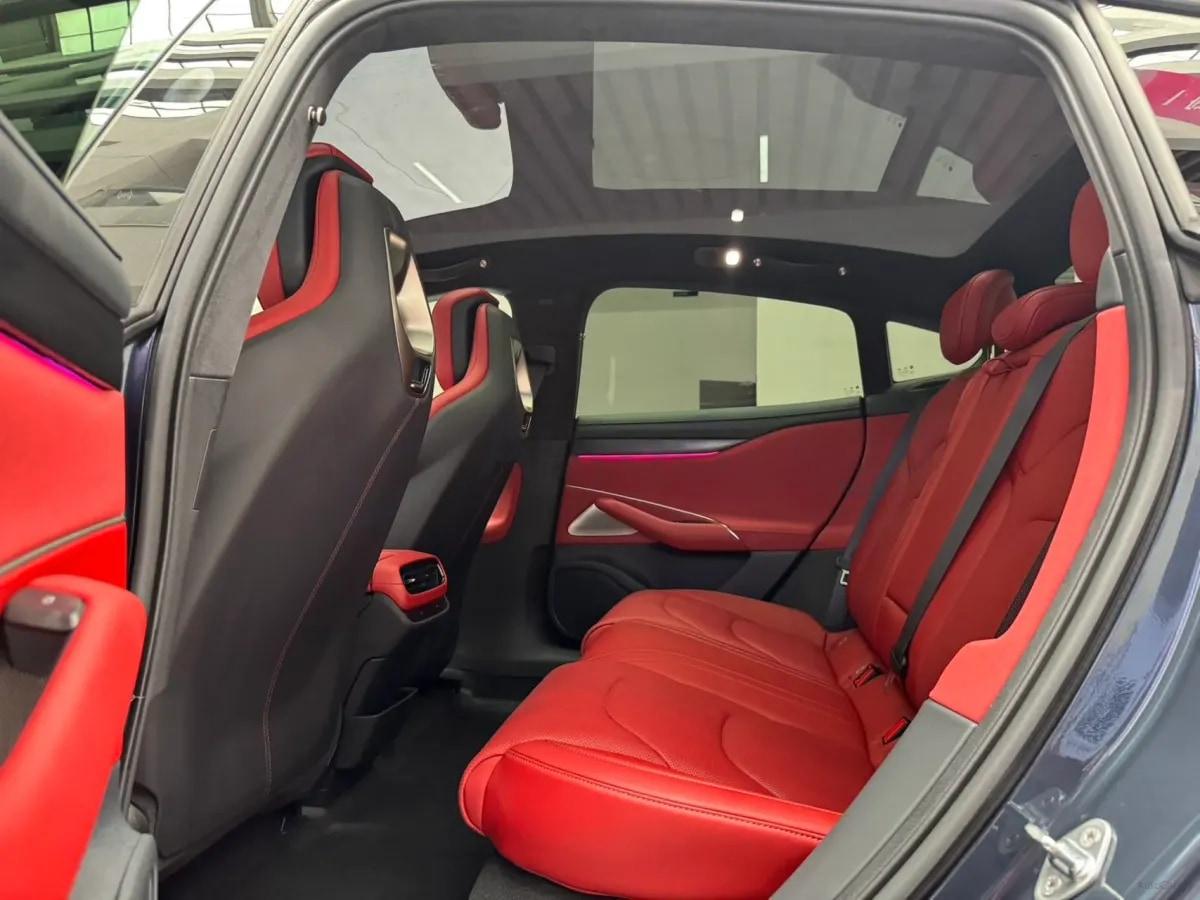 2024 Xiaomi SU7 BEV 101KWH image 13