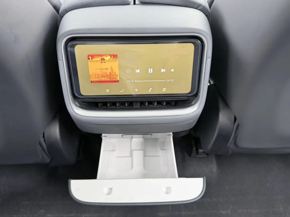 2025 Xiaomi YU7 BEV 96.3KWH 835km image 13