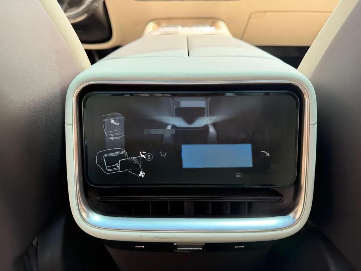 2026 Xiaomi SU7 BEV image 14