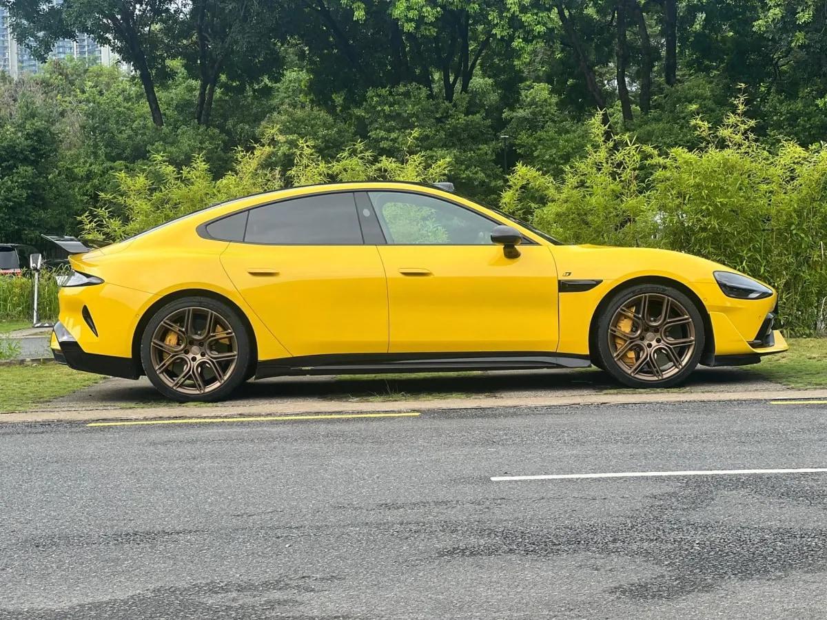 2025 Xiaomi SU7 Ultra BEV 93.7KWH 630km image 14