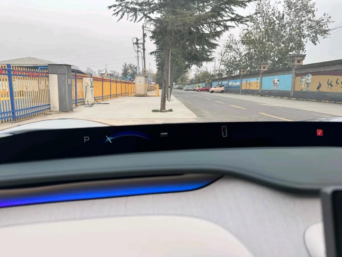 2025 Xiaomi YU7 BEV 96.3KWH 835km image 14