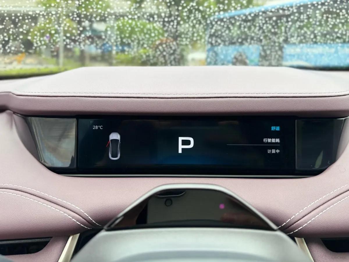 2024 Xiaomi SU7 BEV 73.6KWH image 14