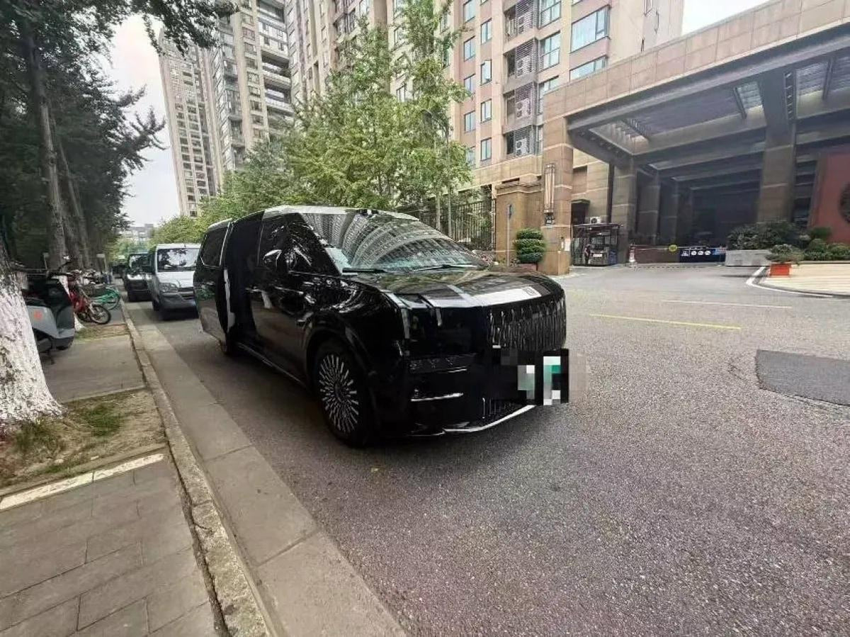 2024 Zeekr 009 BEV 108KWH 702km image 14