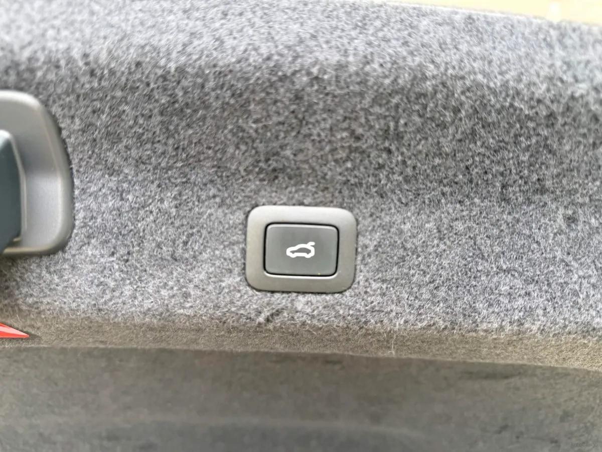 2024 Xiaomi SU7 BEV 73.6KWH image 14