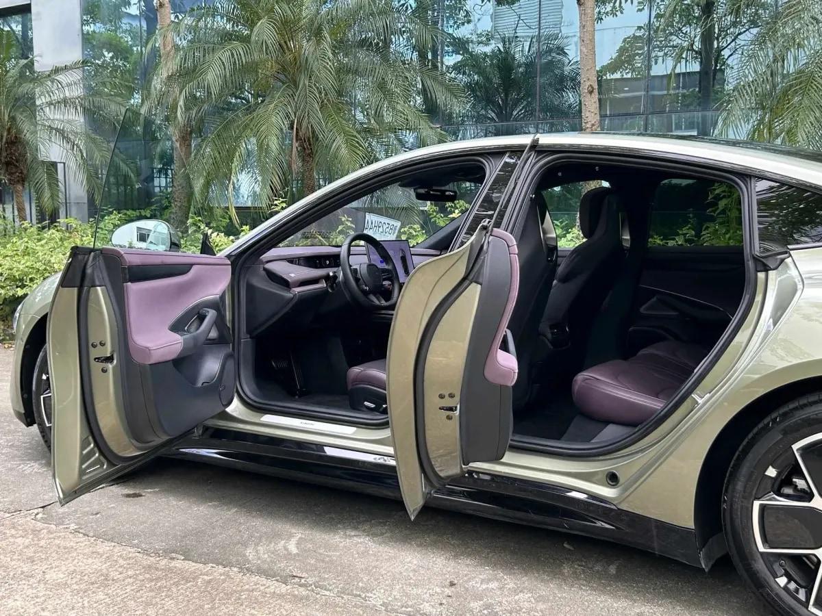 2024 Xiaomi SU7 BEV 73.6KWH image 14
