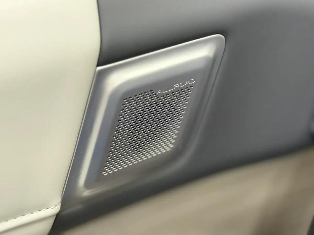 2024 iCAR iCAR 03 BEV 65.69KWH 472km image 14