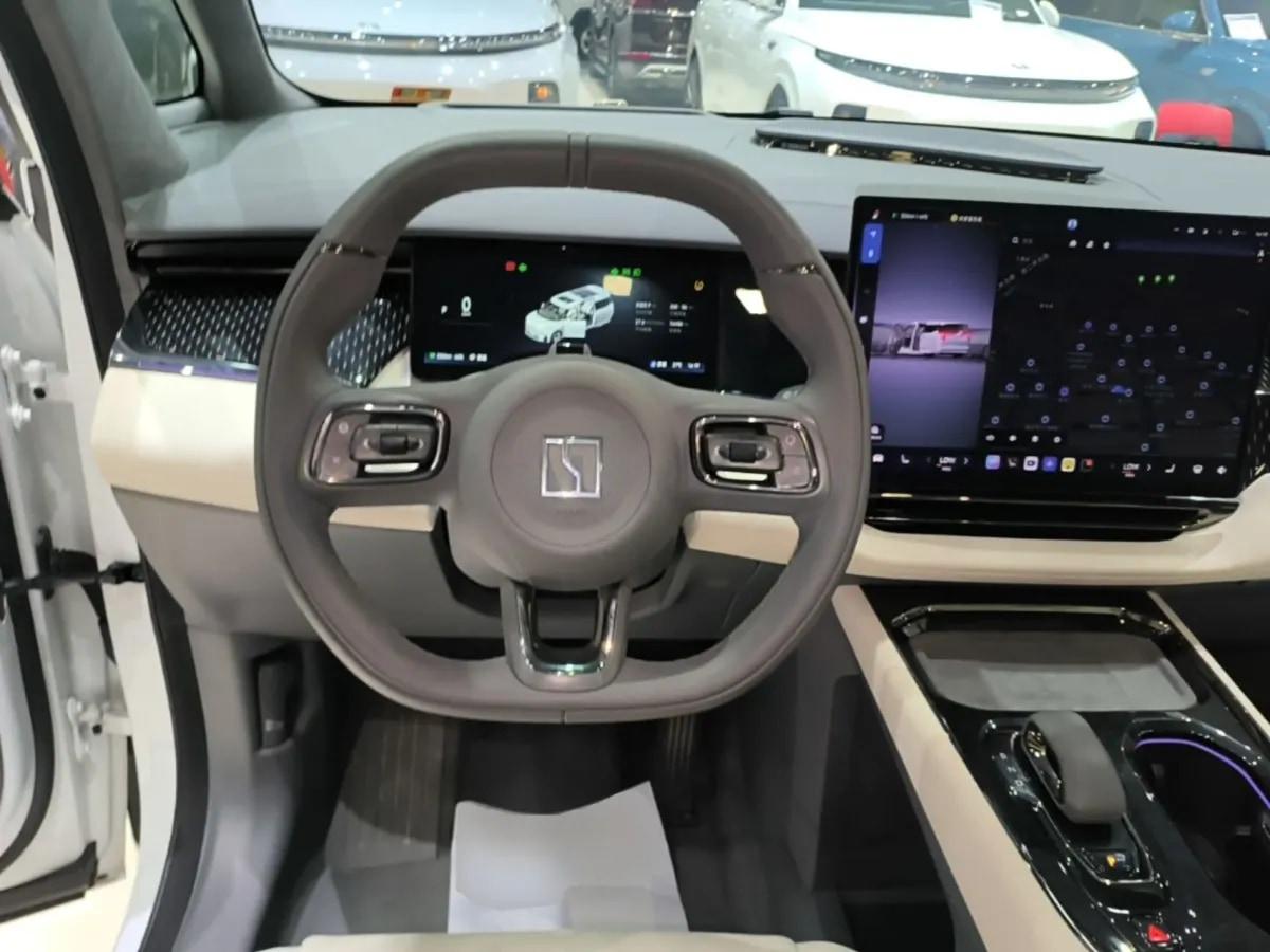 2024 Zeekr 009 BEV 108KWH 702km image 14