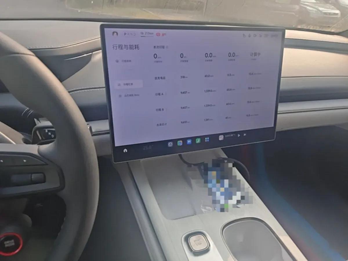 2024 Xiaomi SU7 BEV 73.6KWH 700km image 14