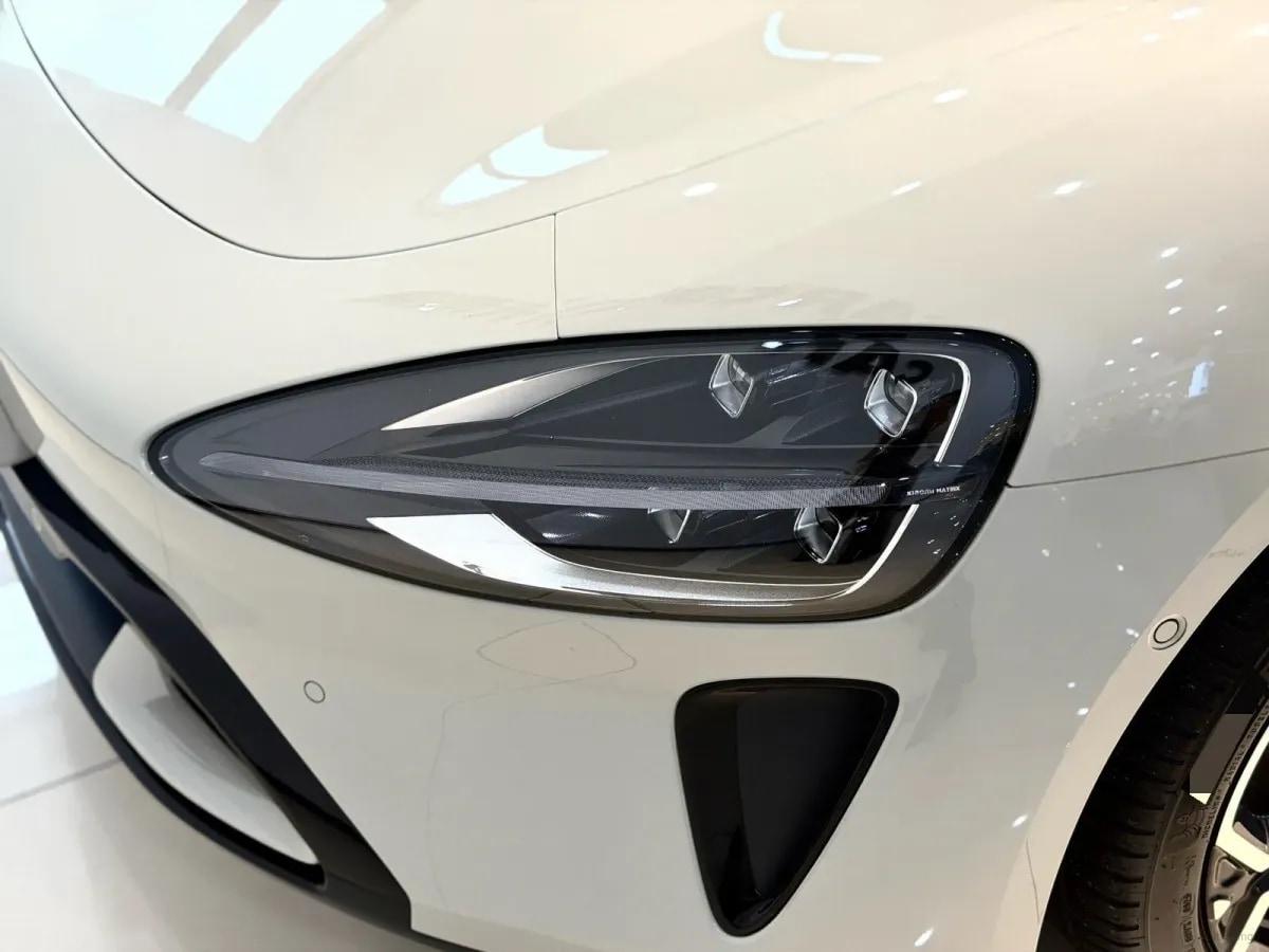 2024 Xiaomi SU7 BEV 73.6KWH 700km image 14