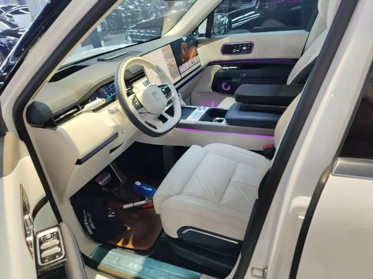 2025 Zeekr 9X 2.0T 279HP L4 1DHT PHEV 70KWH 355km image 14