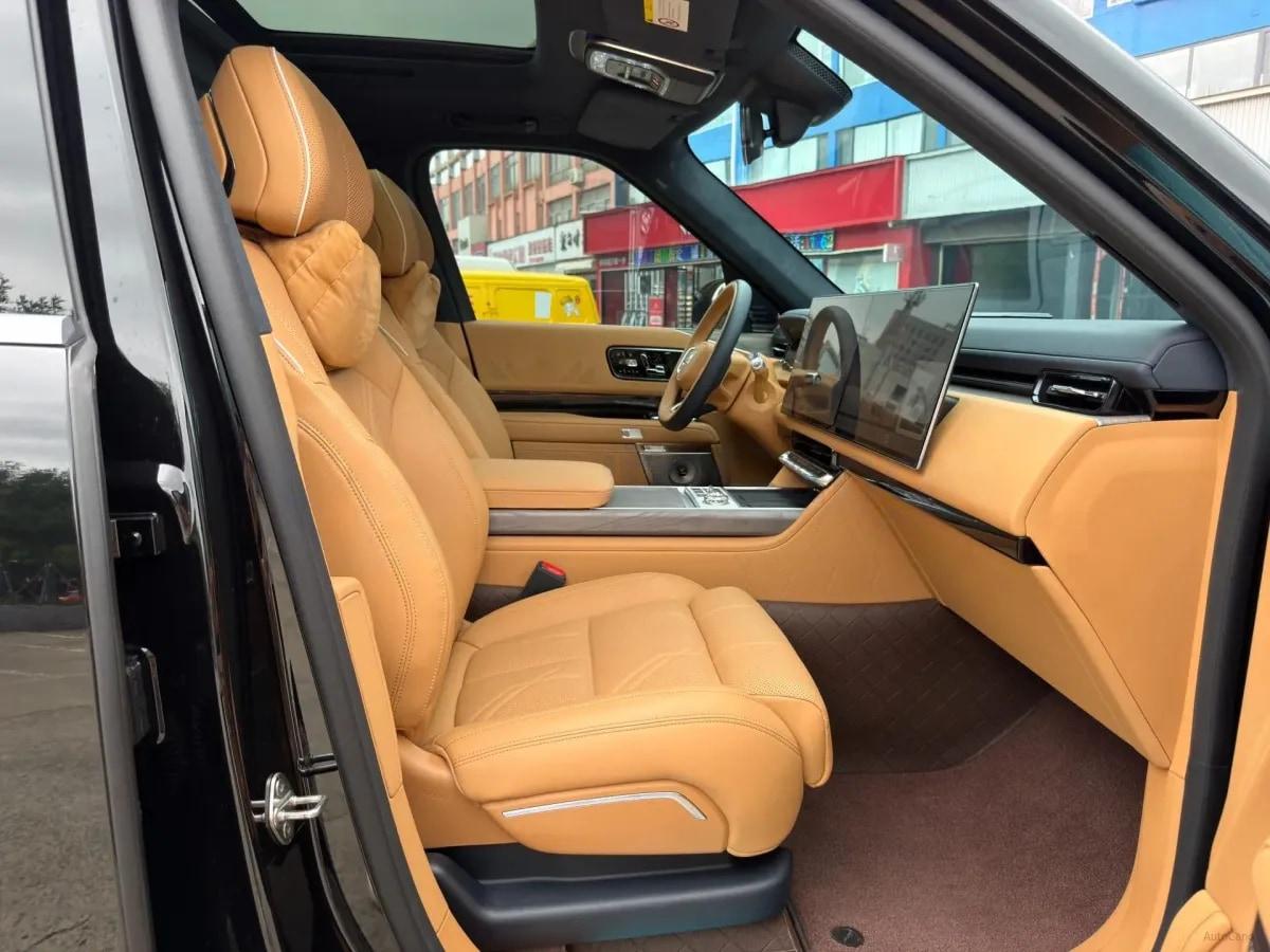 2025 Zeekr 9X 2.0T 279HP L4 1DHT PHEV image 14