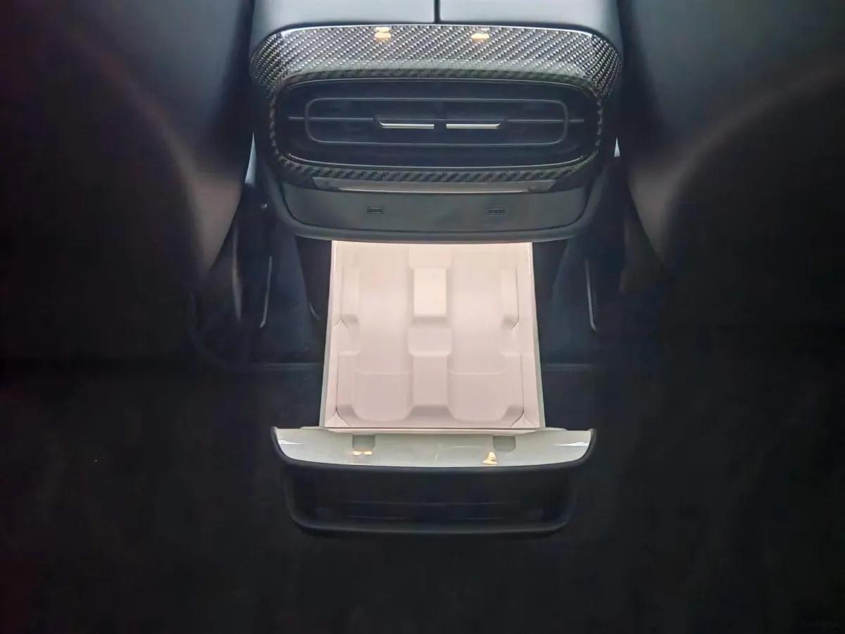 2025 Xiaomi SU7 Ultra BEV 93.7KWH 630km image 14