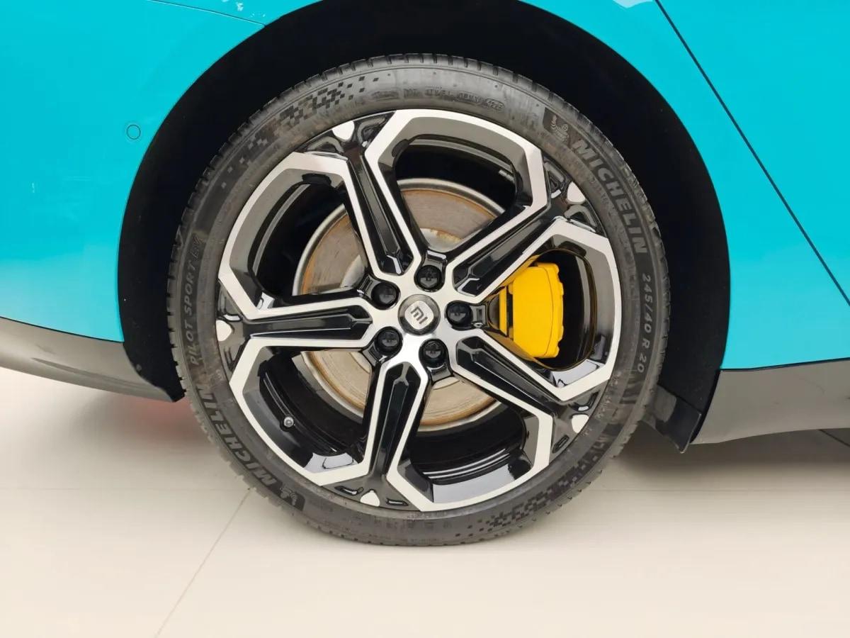 2024 Xiaomi SU7 BEV 73.6KWH image 14