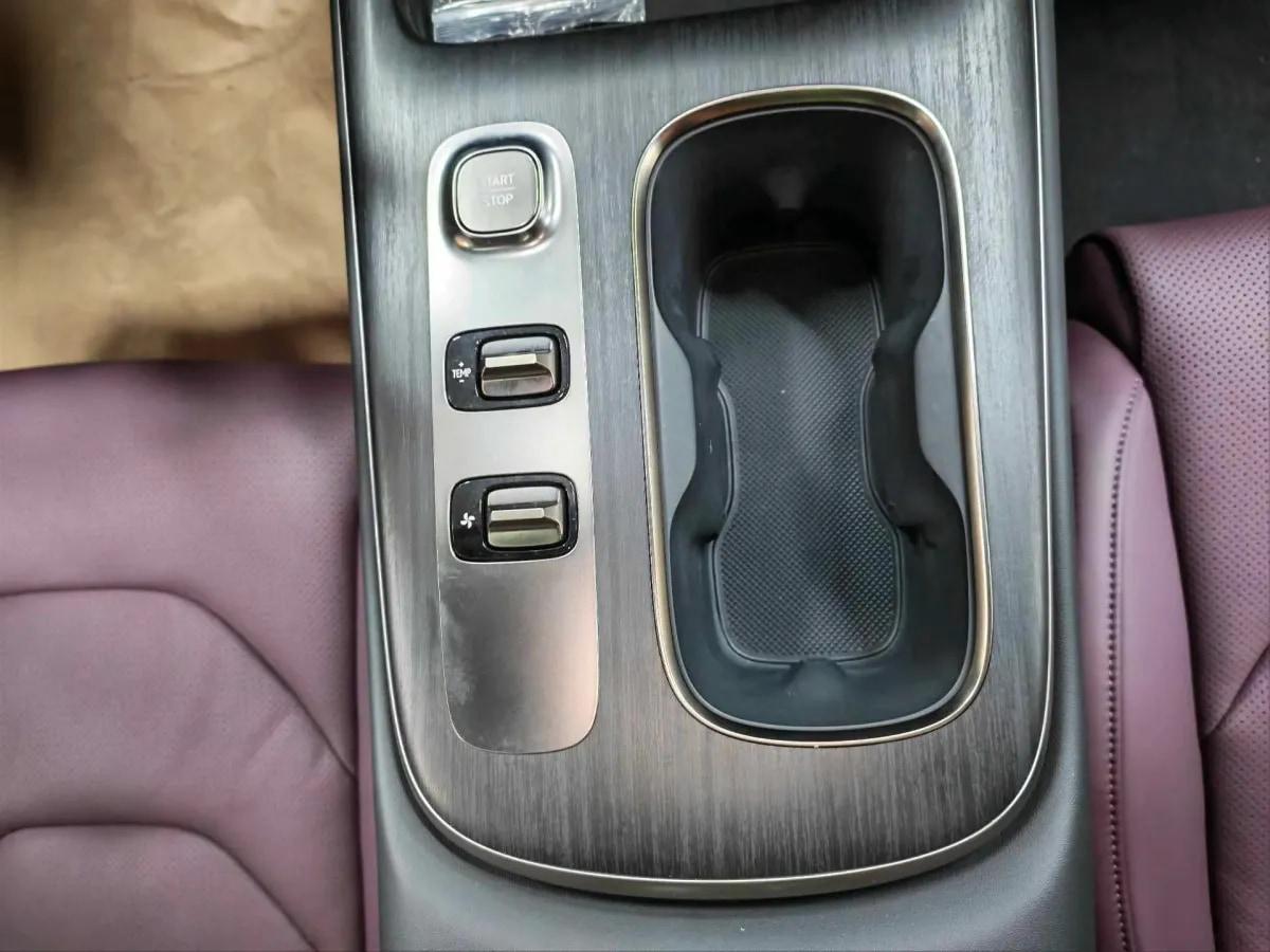 2024 Xiaomi SU7 BEV 73.6KWH 700km image 14