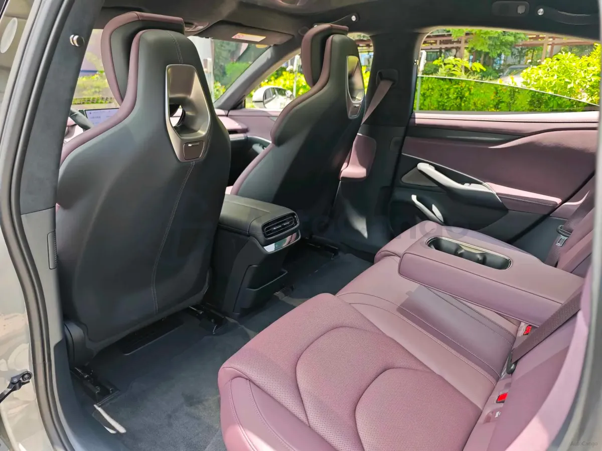 2024 MI SU7 BEV 101KWH image 15