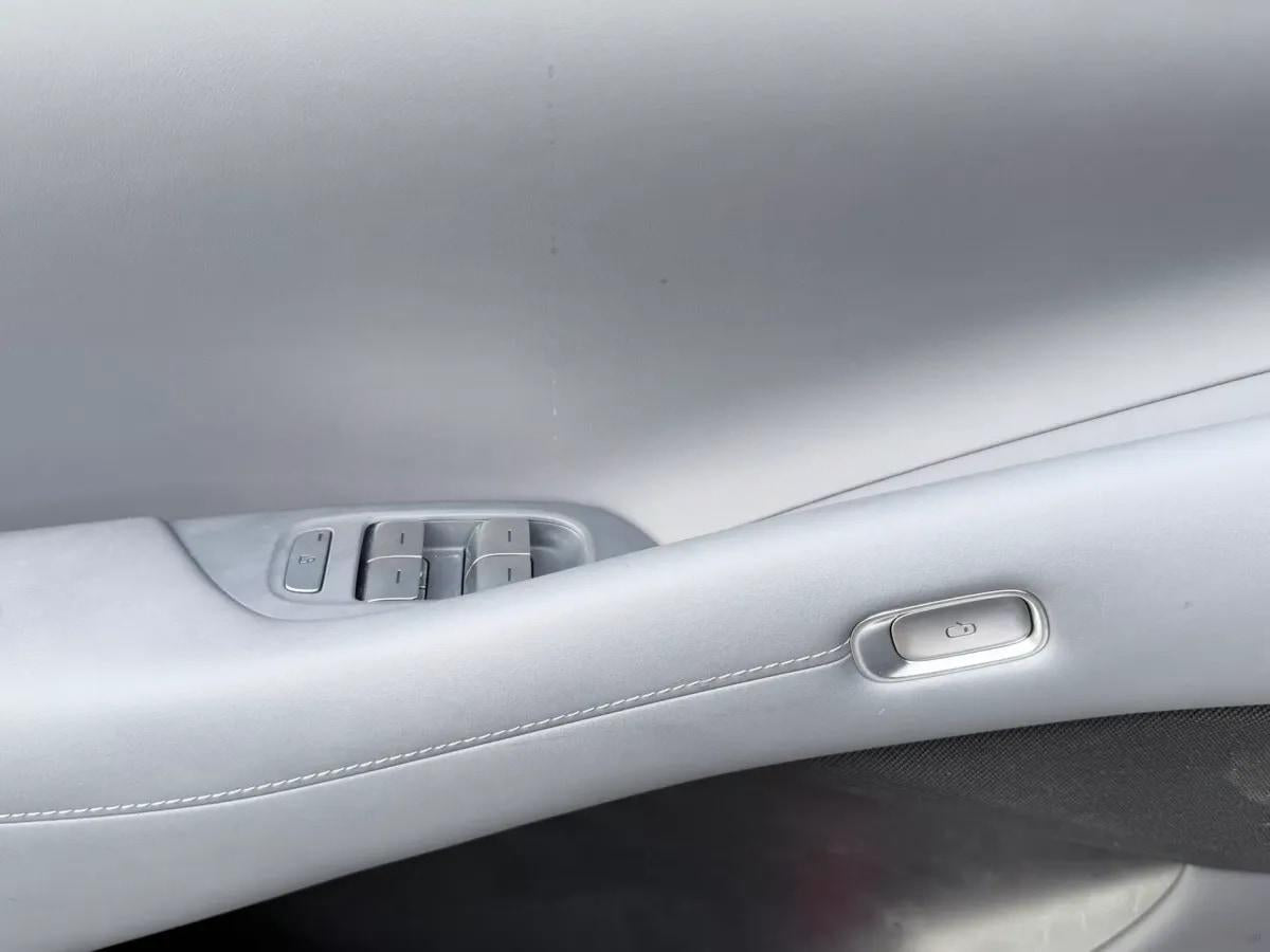 2025 Xiaomi YU7 BEV 96.3KWH image 15