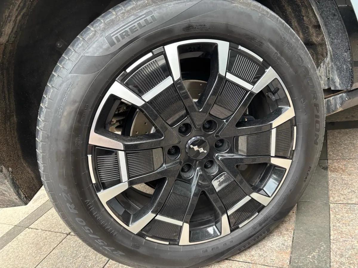 2025 FangChengBao Bao 8 2.0T 245HP L4 E-CVT PHEV 36.8KWH image 15