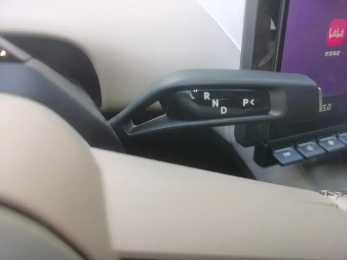 2025 Xiaomi YU7 BEV 96.3KWH image 15