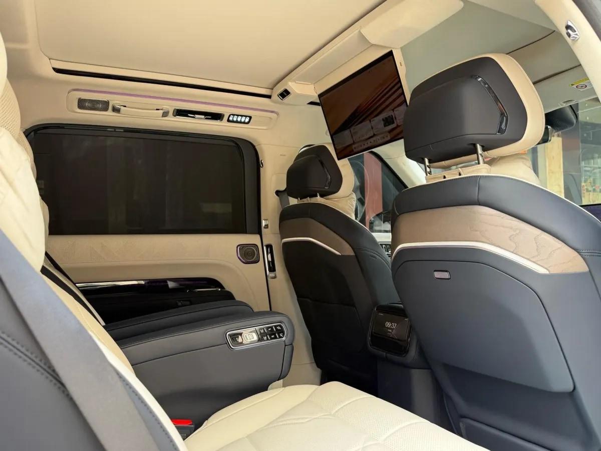 2025 Zeekr 9X 2.0T 279HP L4 1DHT PHEV image 15