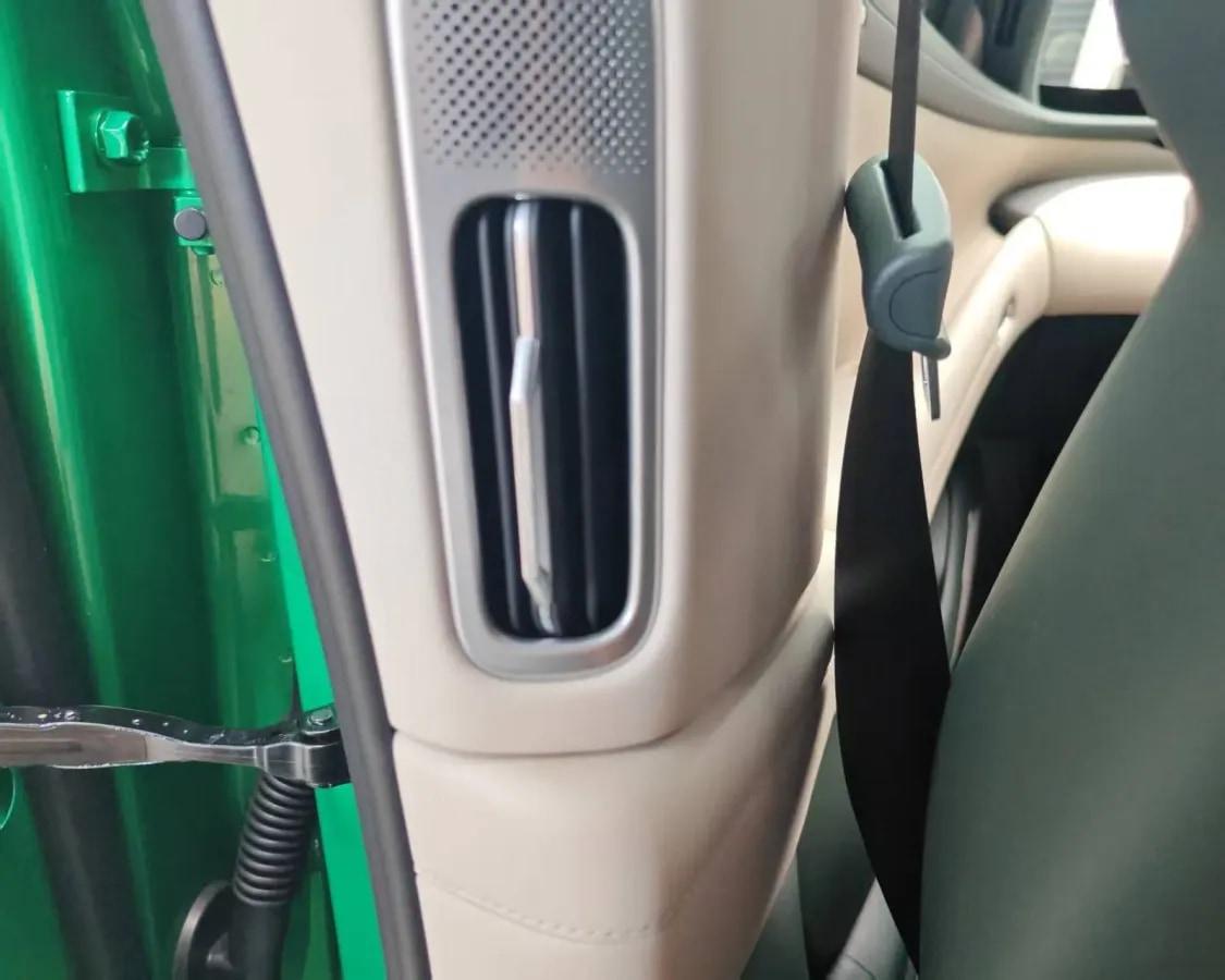 2025 Xiaomi YU7 BEV 101.7KWH image 15