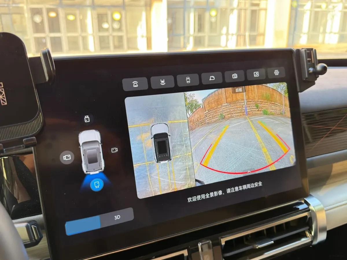 2024 iCAR iCAR 03 BEV 65.69KWH 472km image 15