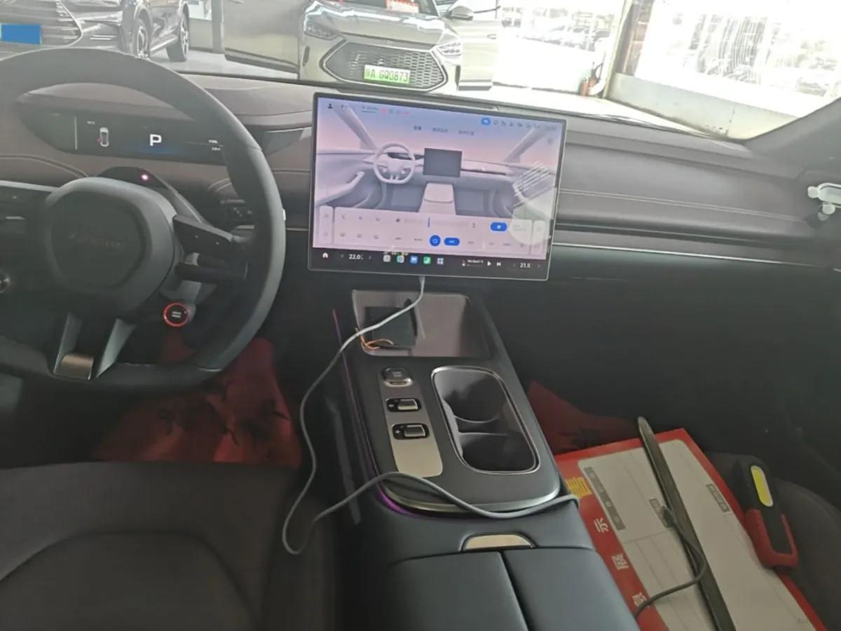2024 Xiaomi SU7 BEV 73.6KWH 700km image 16