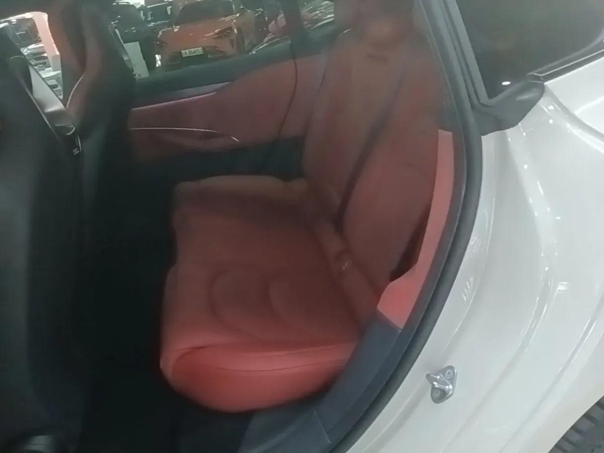 2024 Xiaomi SU7 BEV 94.3KWH image 16