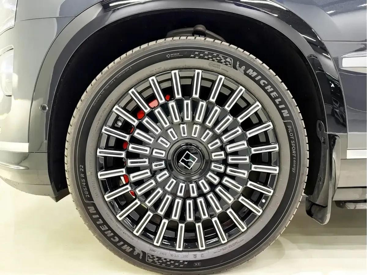2025 Zeekr 9X 2.0T 279HP L4 1DHT PHEV 55KWH 288km image 16