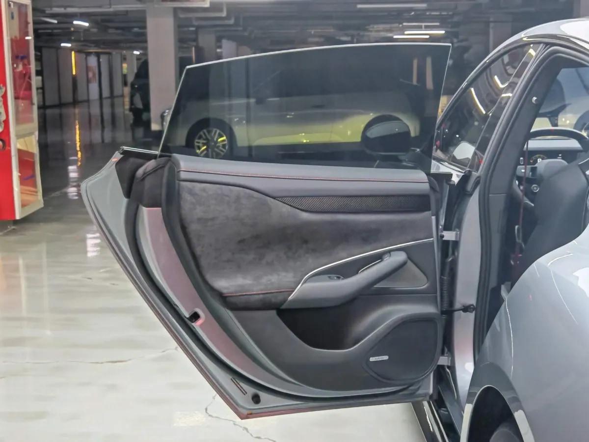 2025 Xiaomi SU7 Ultra BEV 93.7KWH 630km image 16