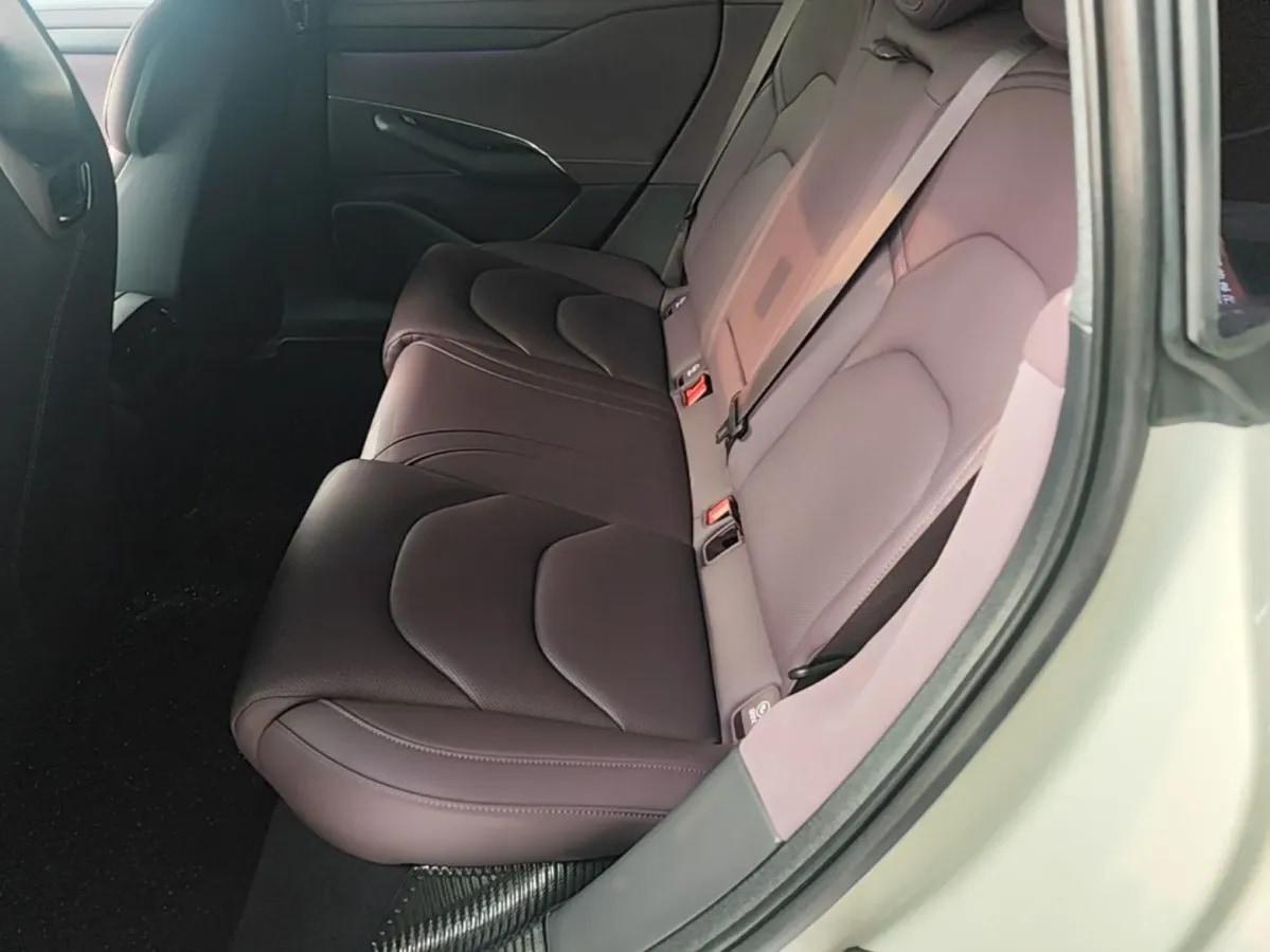 2024 Xiaomi SU7 BEV 73.6KWH 700km image 16