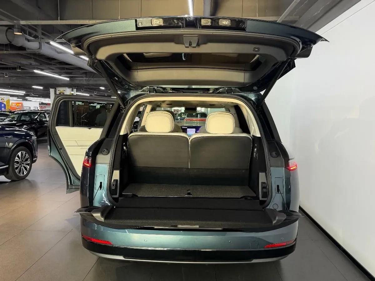 2025 LYNK&CO 900 2.0T 254HP L4 3DHT PHEV image 16