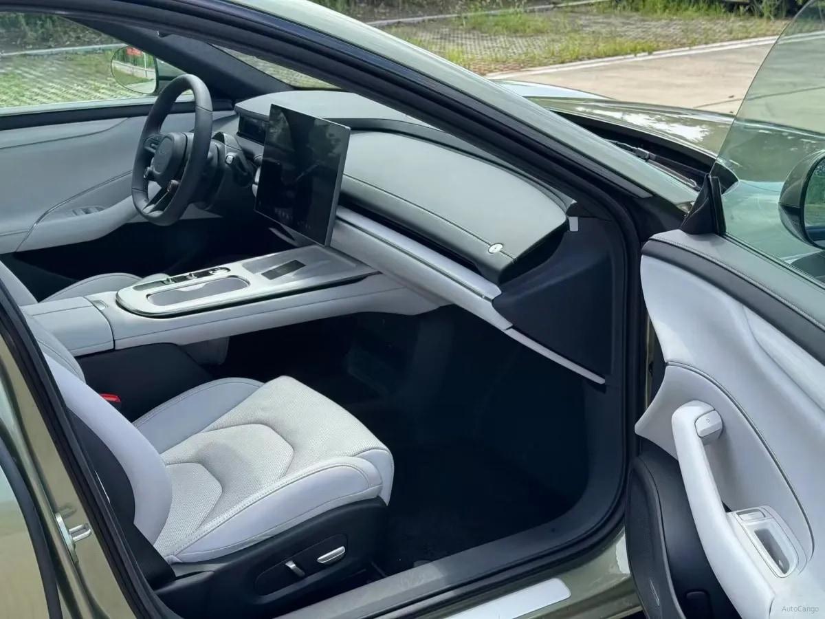 2024 Xiaomi SU7 BEV 73.6KWH image 16