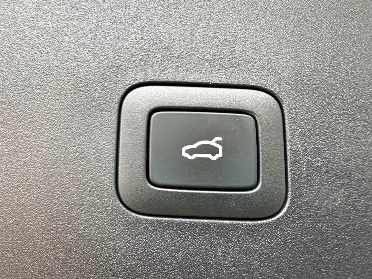 2025 Xiaomi YU7 BEV 101.7KWH image 16