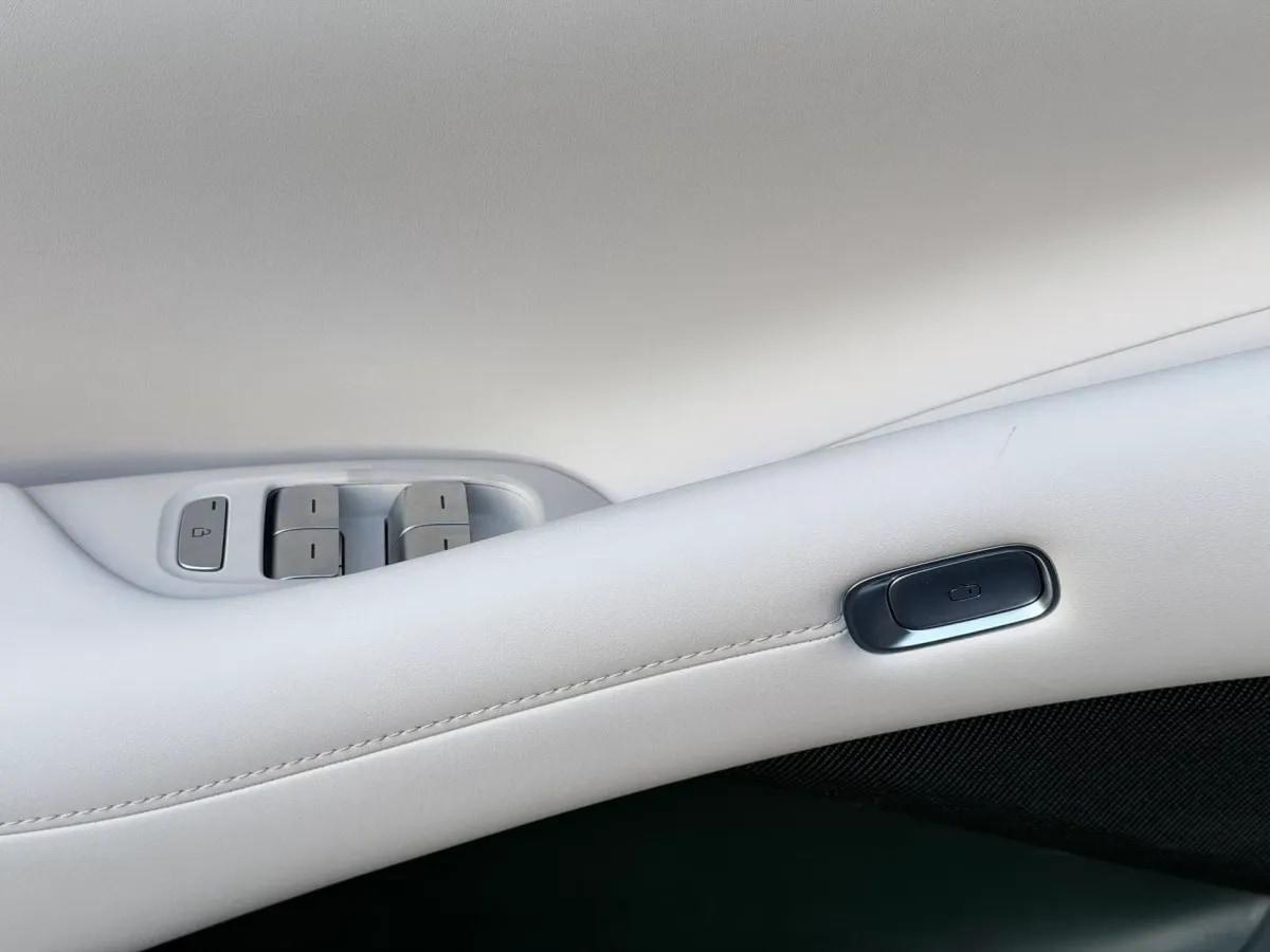 2025 Xiaomi YU7 BEV 96.3KWH image 16