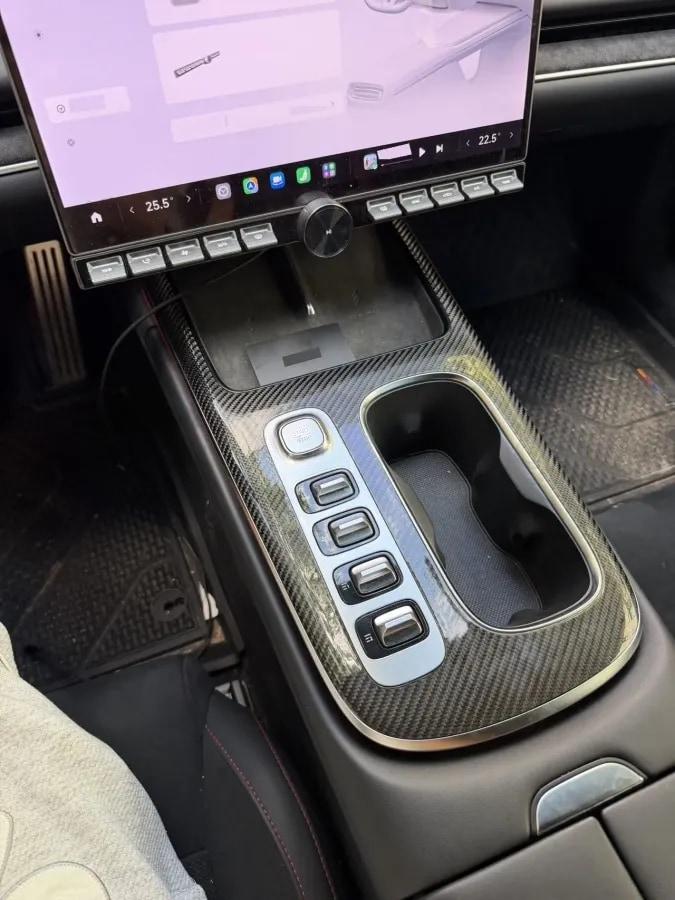 2025 Xiaomi SU7 Ultra BEV 93.7KWH 630km image 17