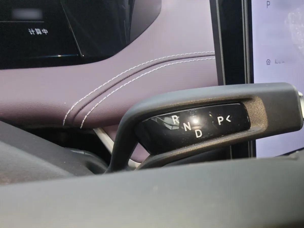 2024 Xiaomi SU7 BEV image 17