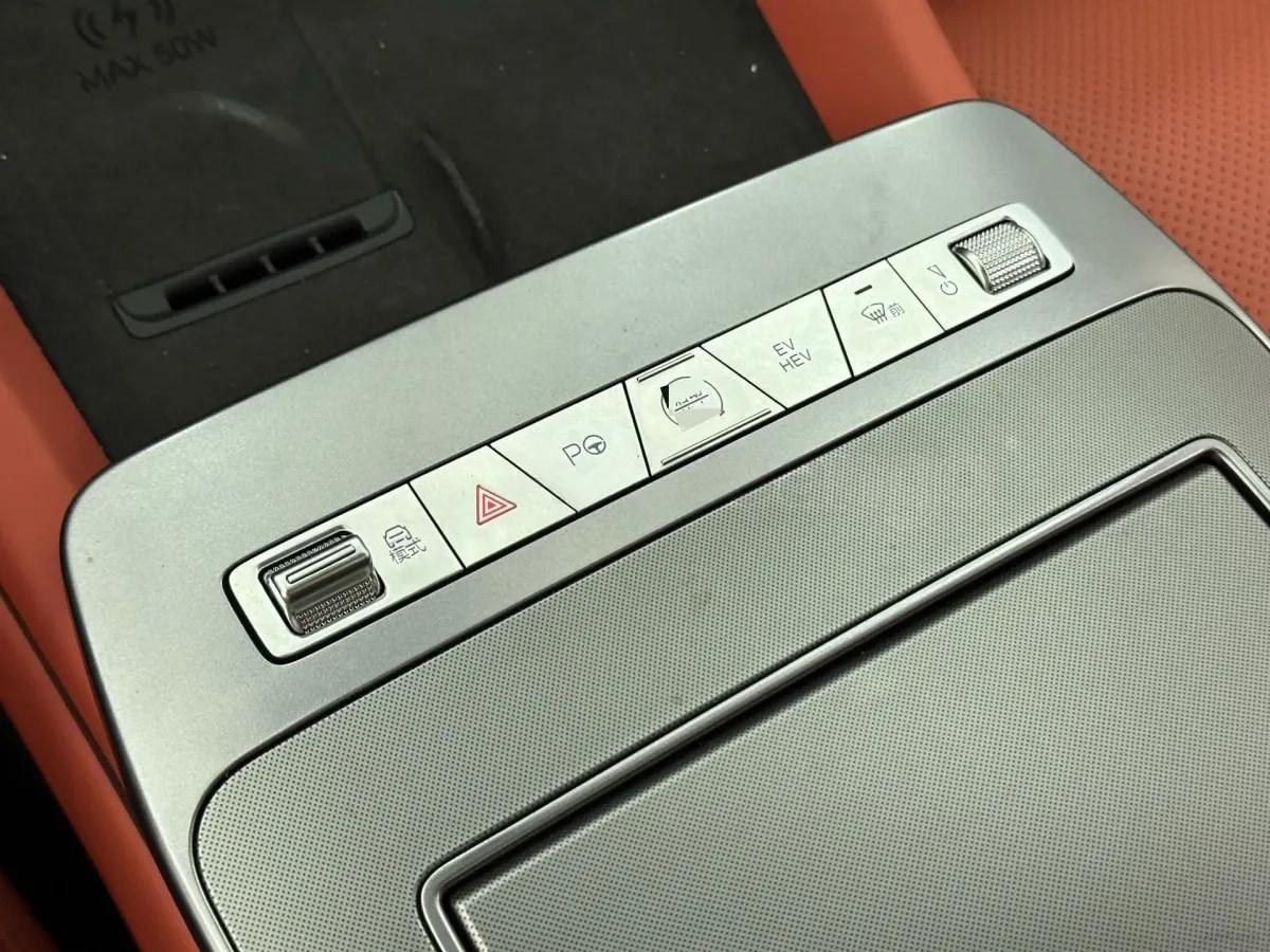 2025 BYD TangL 1.5T 156HP L4 E-CVT PHEV image 17