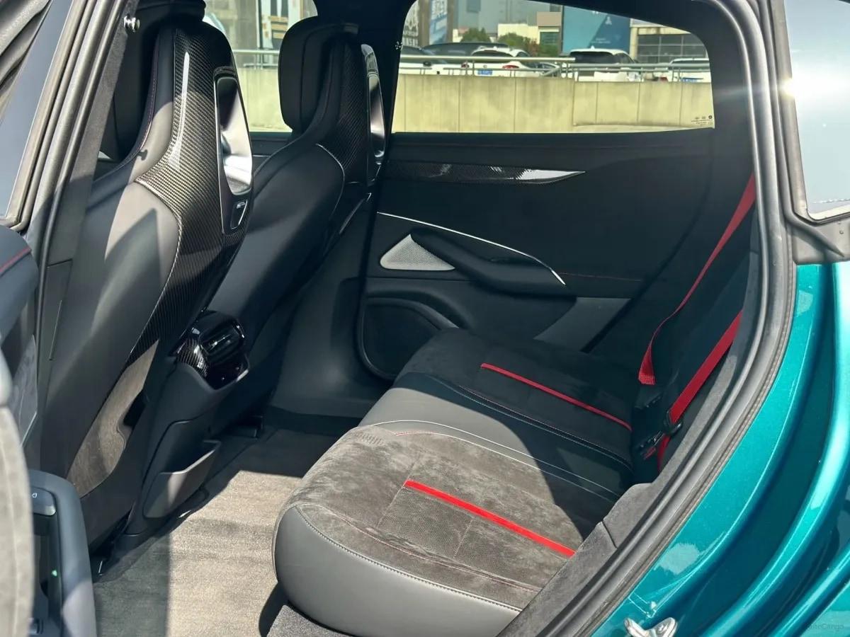 2025 Xiaomi SU7 Ultra BEV 93.7KWH 630km image 17