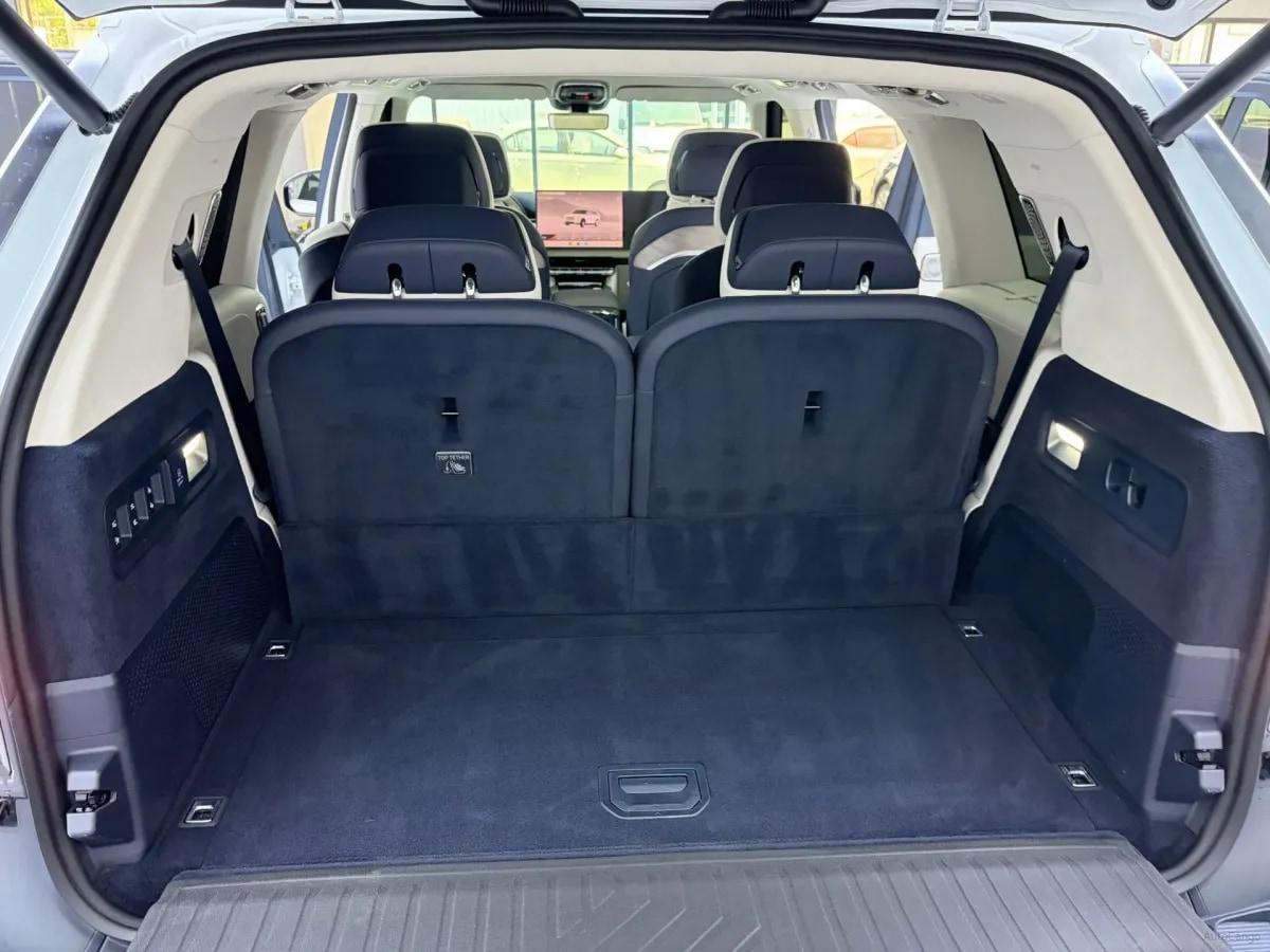 2025 Zeekr 9X 2.0T 279HP L4 1DHT PHEV 70KWH 355km image 17