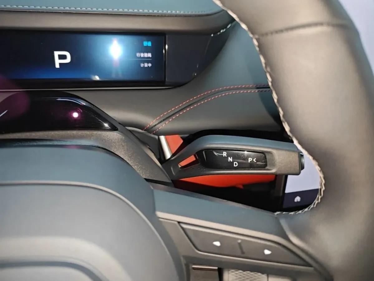 2024 Xiaomi SU7 BEV 73.6KWH 700km image 17