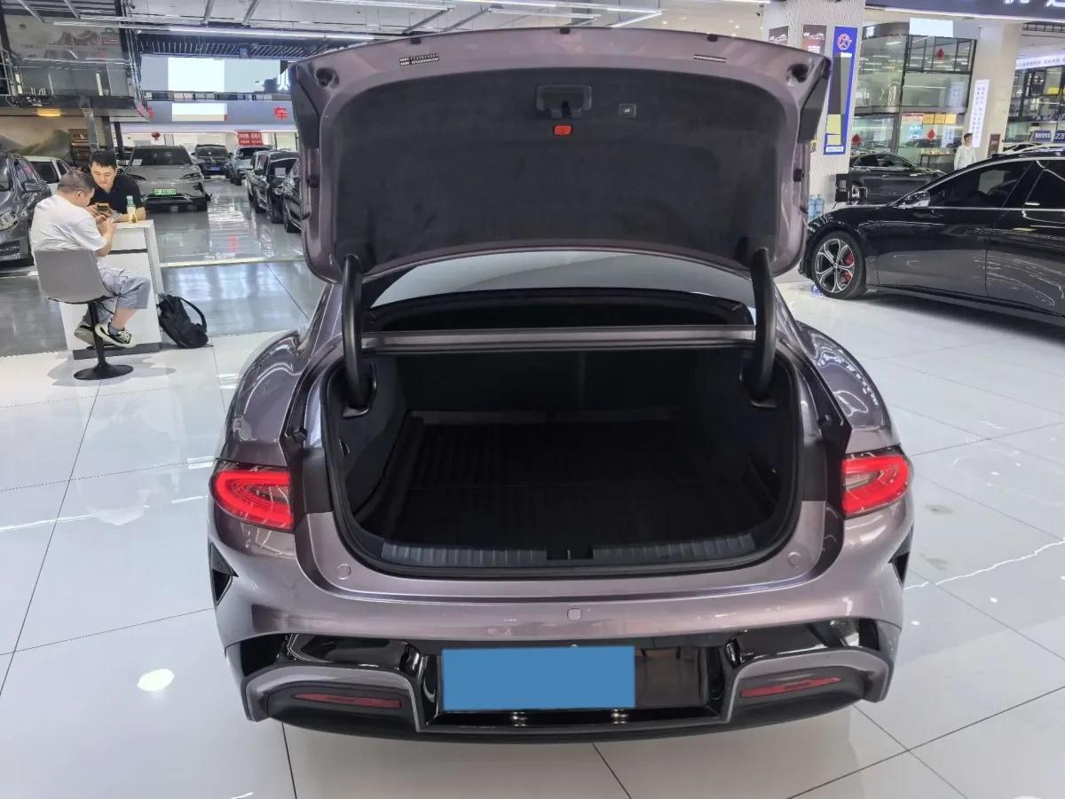 2024 Xiaomi SU7 BEV 94.3KWH 830km image 17