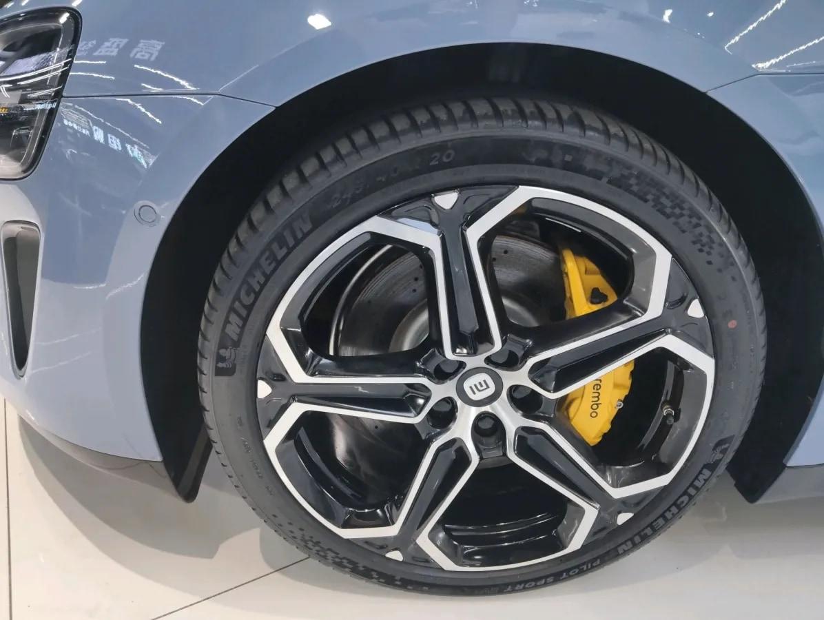 2024 Xiaomi SU7 BEV 73.6KWH 700km image 17