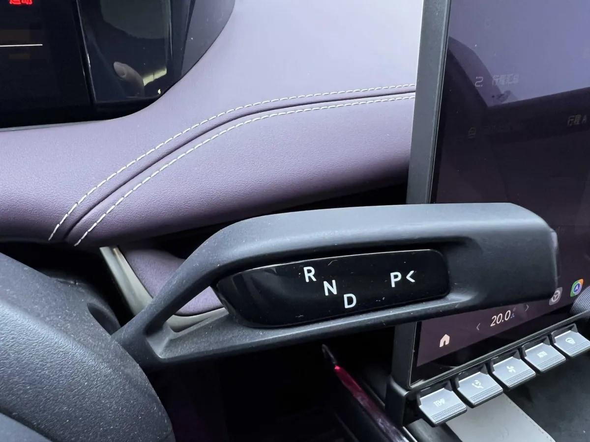 2024 Xiaomi SU7 BEV 73.6KWH 700km image 17